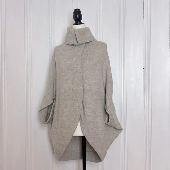 Light Beige Convertible Turtleneck Poncho Sweater/cardigan - Picture 2 of 13